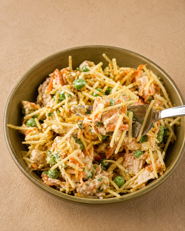 Chicken Salad (Salpicao).
